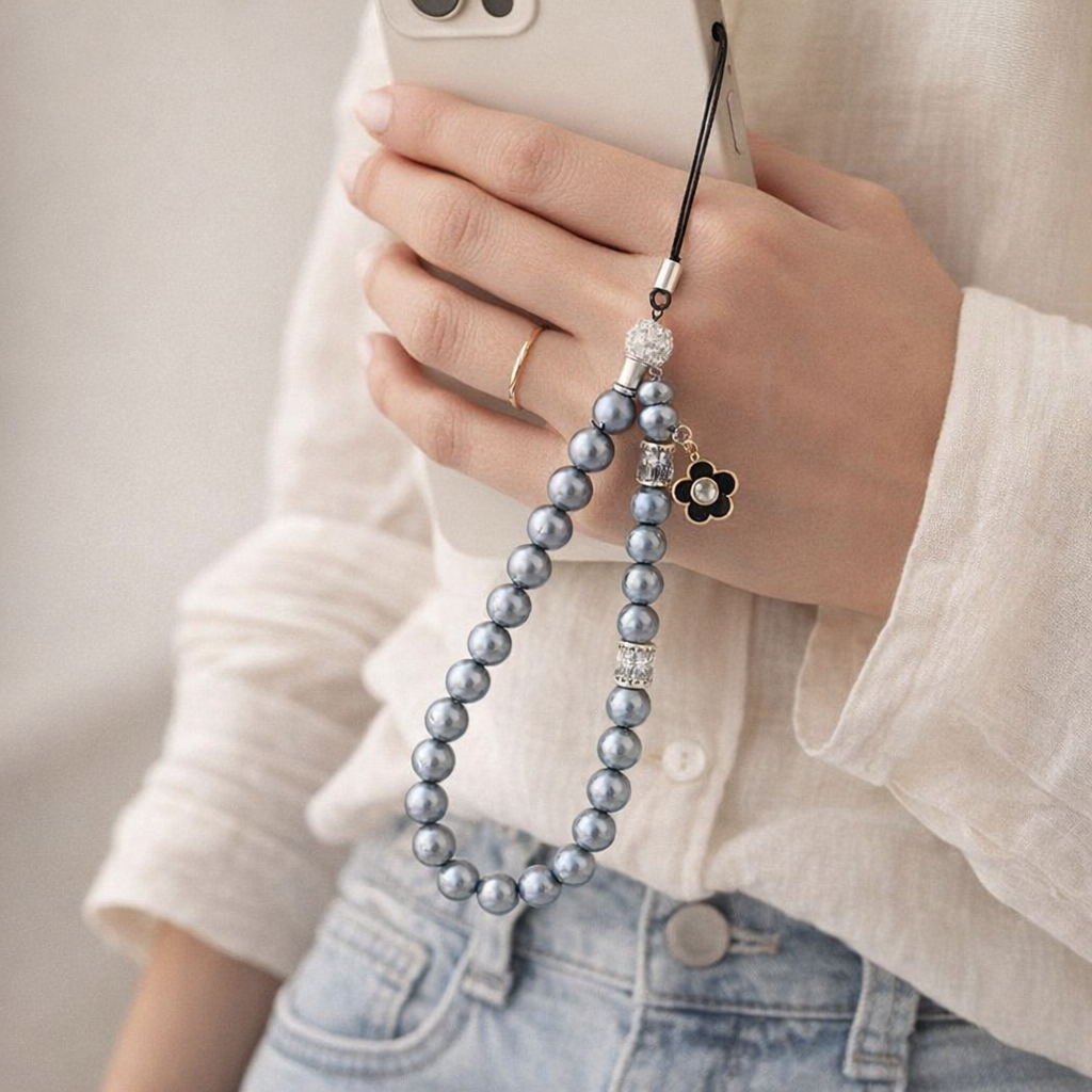 Pearl Phone Charm Loop Design