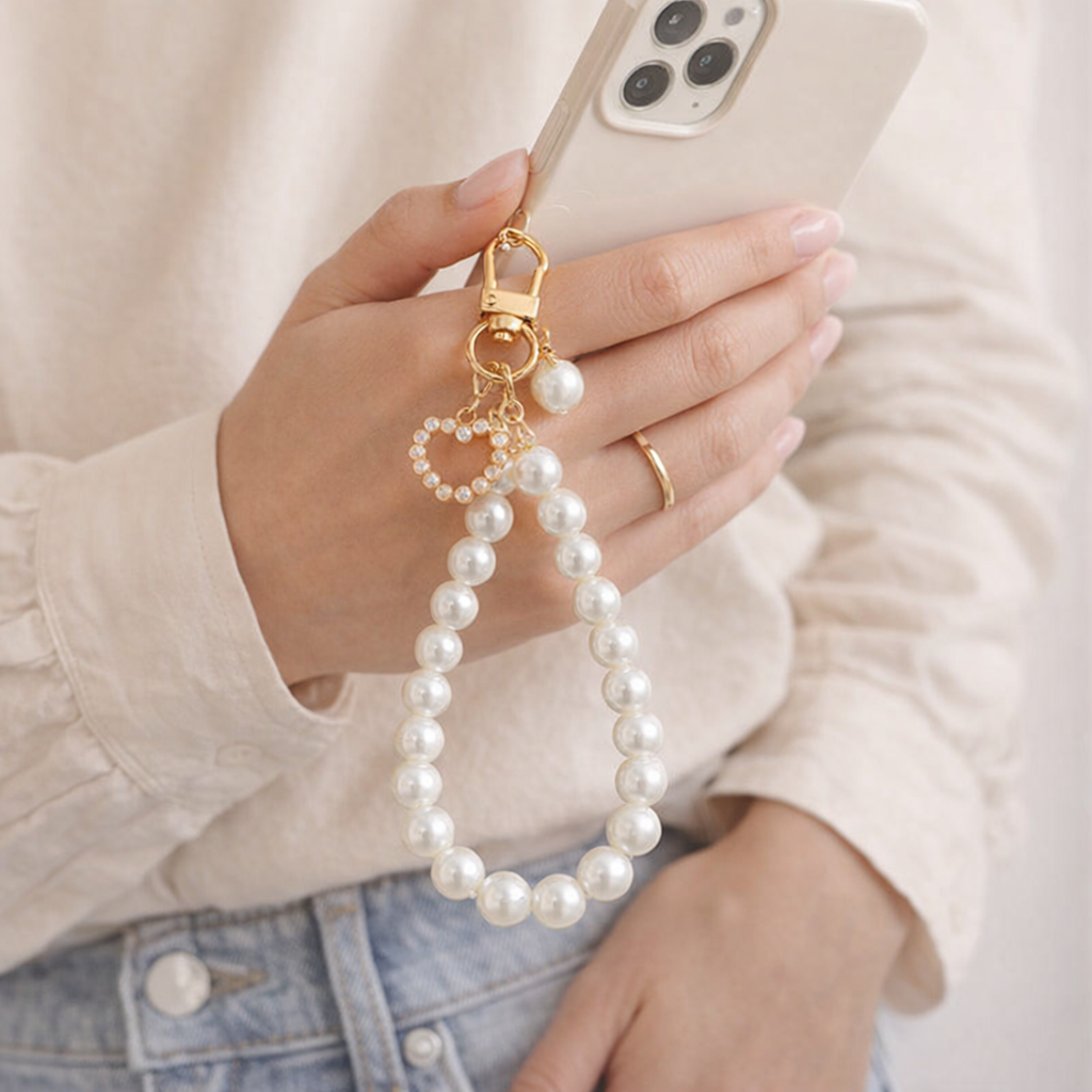 Pearl Phone Charm Coin Tag