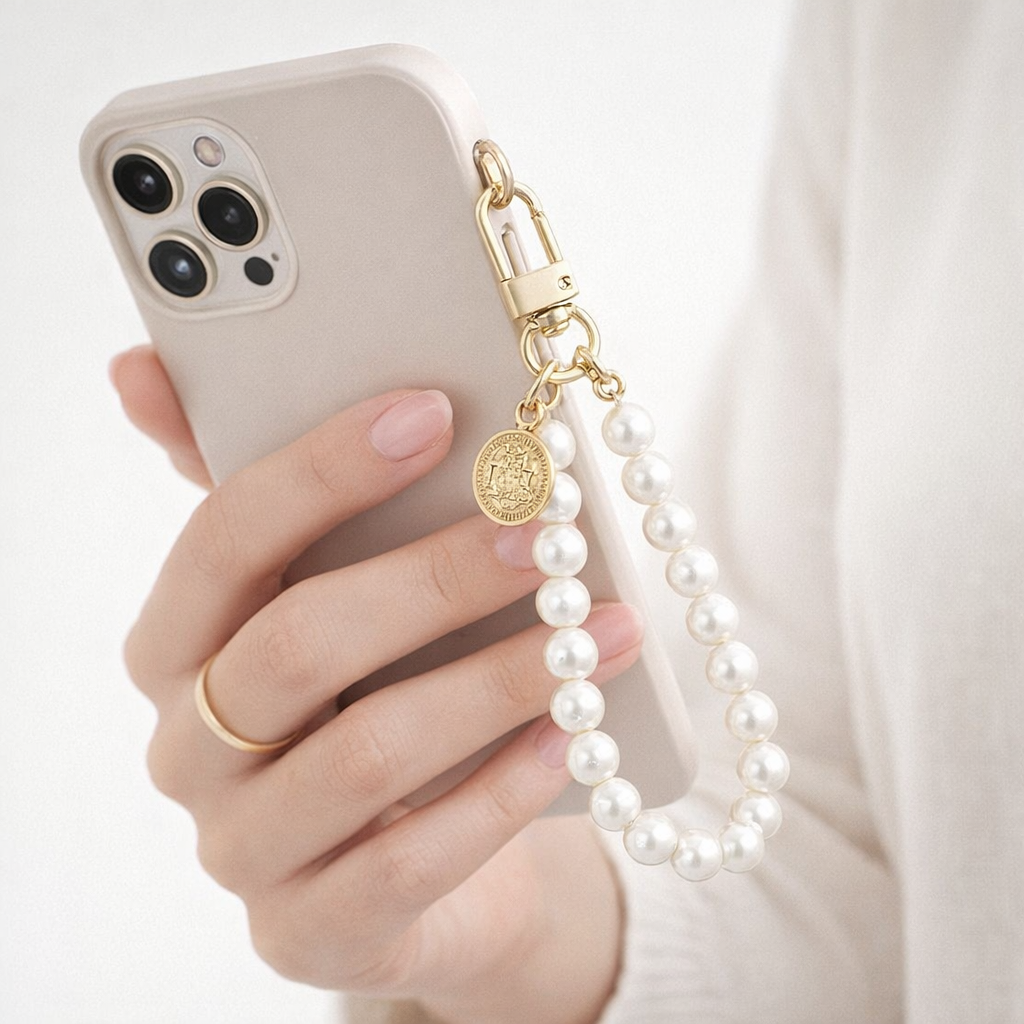 Pearl Phone Charm Coin Tag