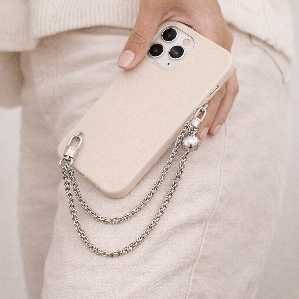 Metal Phone Chain Link Design